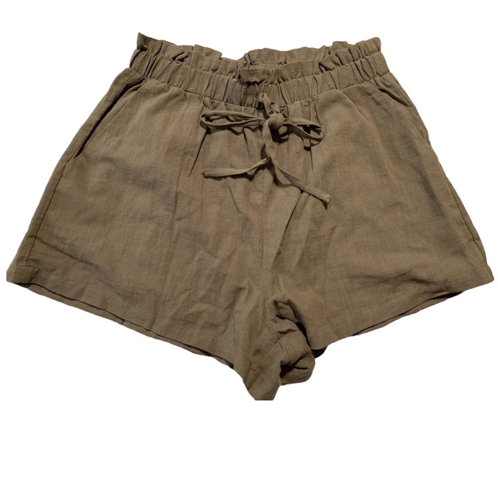 3 for 20! Navy green slant pocket cloth shorts